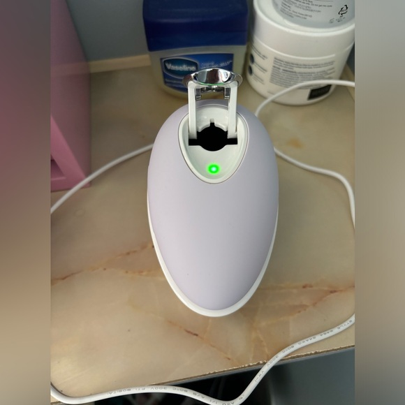 Droplette skincare device